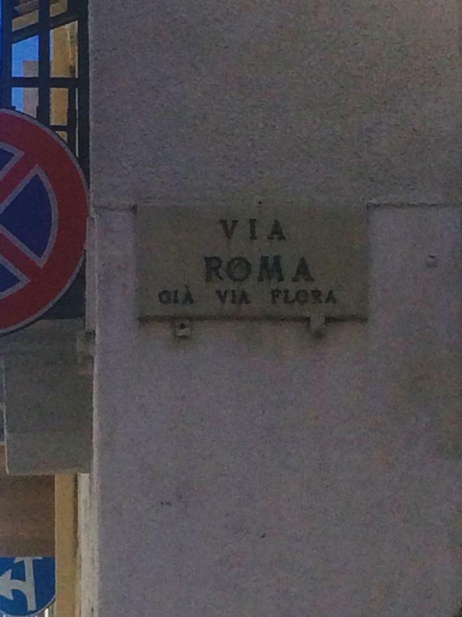 Zi' Mari' - Via Roma Hotell Polignano a Mare Eksteriør bilde